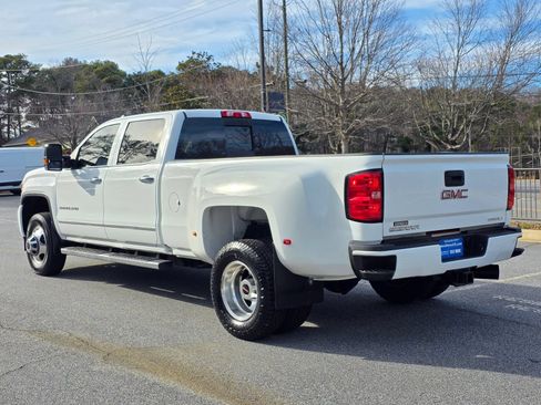 Used 2017 GMC Sierra 3500 Denali w/ Duramax Plus Package AWD/4WD image 6