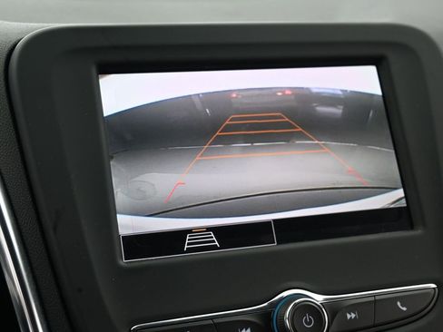 Used 2024 Chevrolet Equinox LS w/ Sport Edition image 17