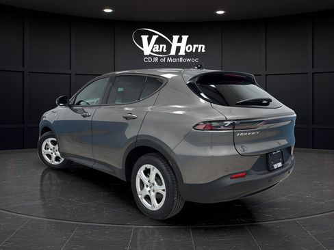 Used 2025 Dodge Hornet GT w/ Cold Weather Group AWD/4WD image 5