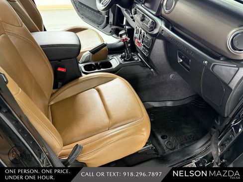 Used 2021 Jeep Wrangler Unlimited Rubicon AWD/4WD image 47