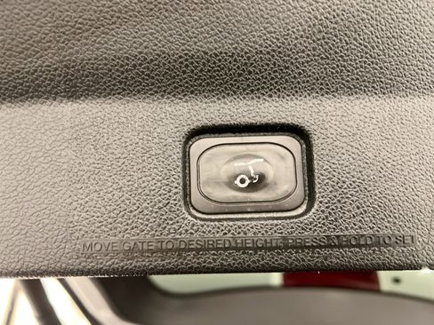 Used 2019 Ford Explorer Limited w/ Class III Trailer Tow Package image 27