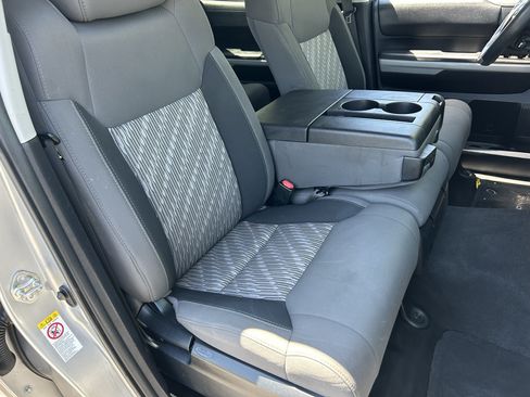 Used 2019 Toyota Tundra SR5 AWD/4WD image 8