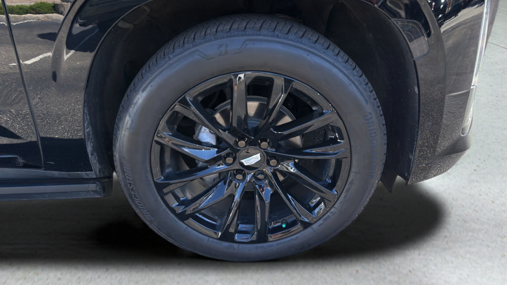 Certified 2024 Cadillac Escalade ESV Sport Platinum w/ LPO, ONYX Package AWD/4WD image 13