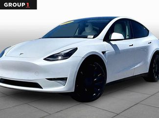 Used 2022 Tesla Model Y Performance AWD/4WD video 1