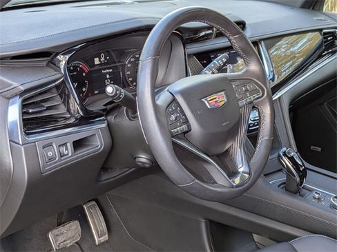 Certified 2024 Cadillac XT6 Sport image 9