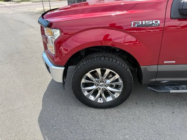 Used 2017 Ford F150 XLT w/ Equipment Group 302A Luxury AWD/4WD image 5