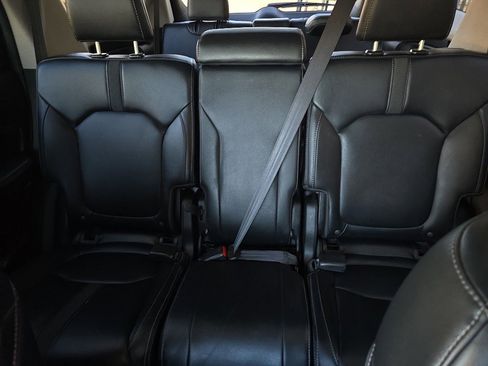 Used 2024 Honda Pilot EX-L image 31