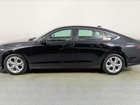 Used 2024 Honda Accord LX image 3
