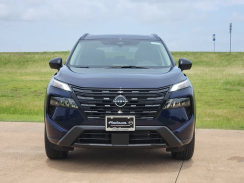 New 2026 Nissan Rogue Dark Armor FWD image 6