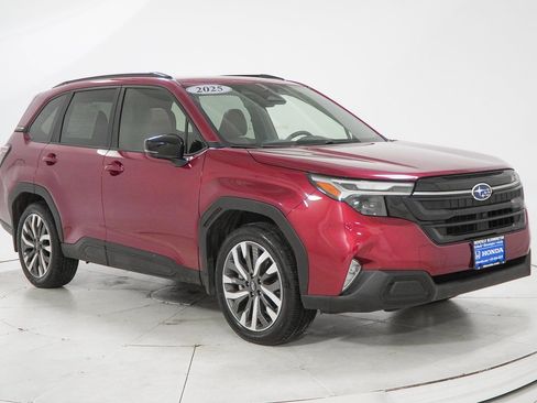 Used 2025 Subaru Forester Touring image 17