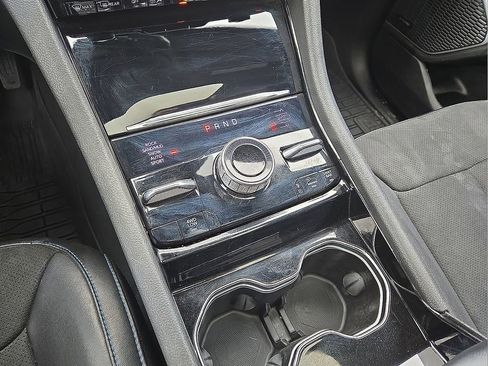 Used 2022 Jeep Grand Cherokee Trailhawk w/ Advanced Protech Group II image 30