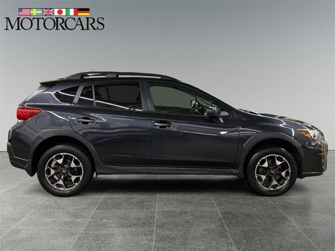 Used 2019 Subaru Crosstrek 2.0i Premium w/ Eyesight System image 2