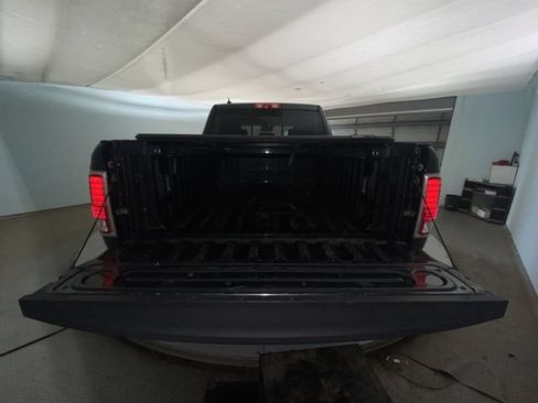 Used 2017 RAM 1500 Laramie RWD image 22