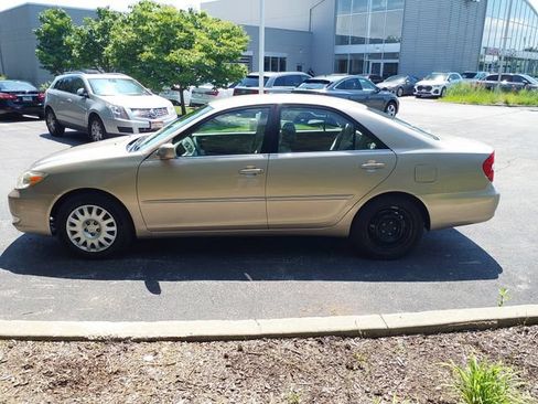 Used 2003 Toyota Camry XLE FWD image 8