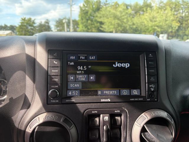 Used 2017 Jeep Wrangler Unlimited Sport w/ Quick Order Package 24S AWD/4WD image 15