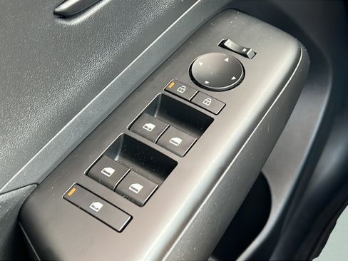 Certified 2024 Hyundai Kona SEL FWD image 17