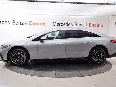 Used 2022 Mercedes-Benz EQS 450+ Sedan image 3
