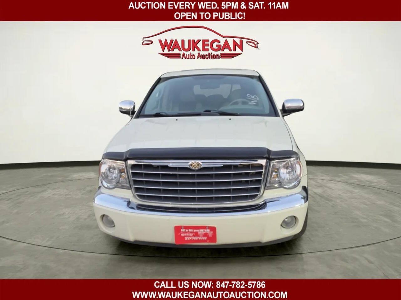 Used 2008 Chrysler Aspen Limited AWD/4WD image 2
