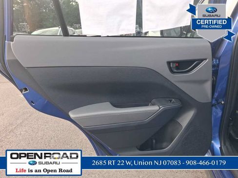 Used 2025 Subaru Crosstrek 2.5i Premium AWD/4WD image 43