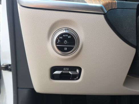 Certified 2025 Mercedes-Benz C 300 4MATIC Sedan image 13
