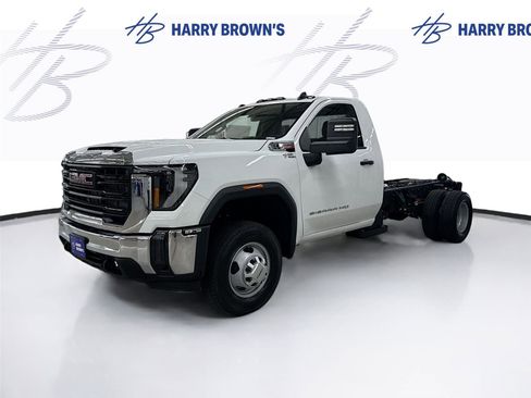 New 2026 GMC Sierra 3500 Pro w/ Convenience Package AWD/4WD image 1