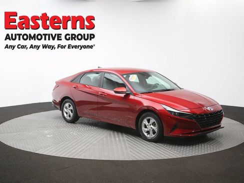 Used 2023 Hyundai Elantra SE w/ Cargo Package FWD image 48