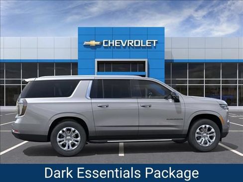 New 2026 Chevrolet Suburban LT w/ Comfort Package AWD/4WD image 5