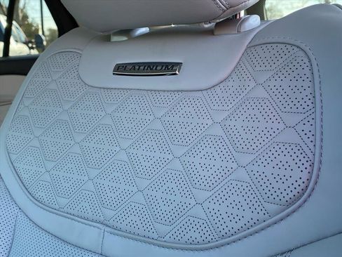 Certified 2025 Ford Explorer Platinum w/ Ultimate Package image 12