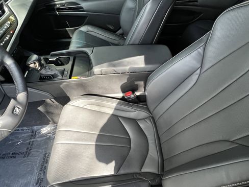 Used 2025 Lexus ES 350 F Sport w/ Accessory Package (Z1) image 16