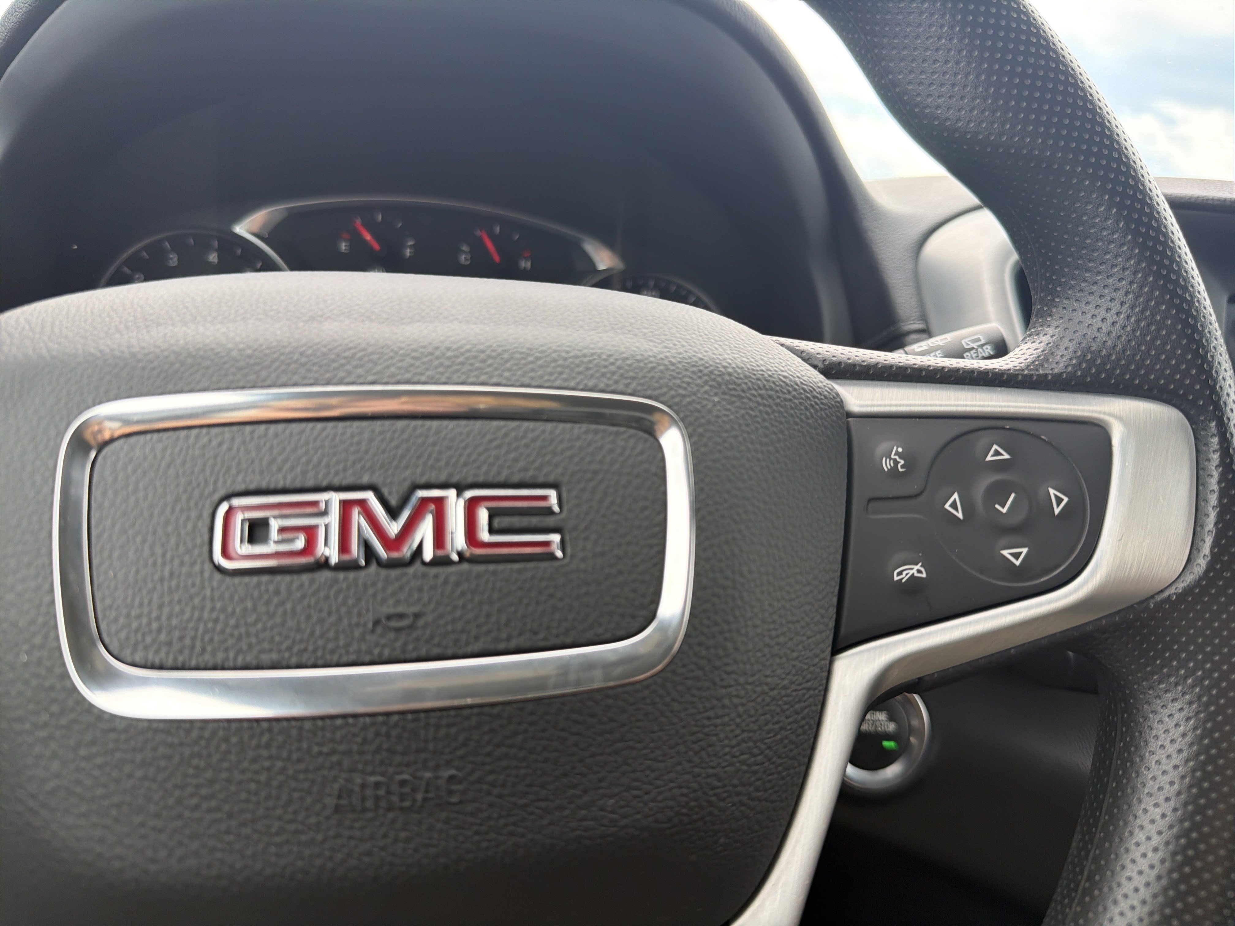 Certified 2023 GMC Terrain SLE w/ Driver Convenience Package FWD image 27