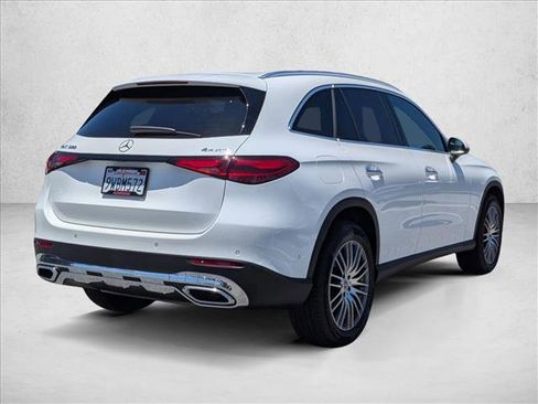 Certified 2026 Mercedes-Benz GLC 300 4MATIC image 5