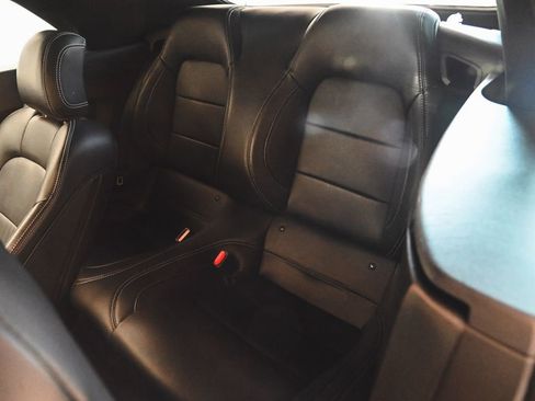 Used 2025 Ford Mustang Premium RWD image 31