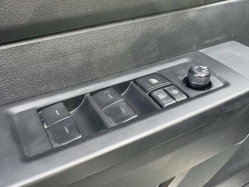 Used 2023 Toyota Tundra SR image 8