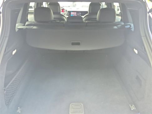 Used 2025 Porsche Cayenne image 17