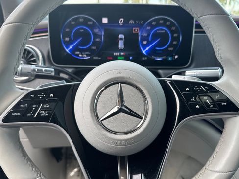 Certified 2023 Mercedes-Benz EQS 450+ SUV image 28