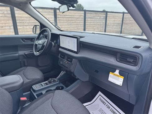 New 2025 Ford Maverick XLT w/ XLT Luxury Package image 18