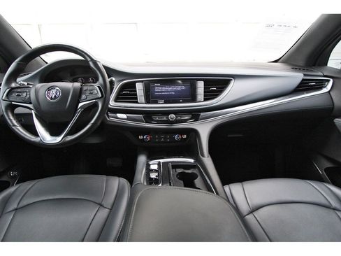 Used 2024 Buick Enclave Essence w/ Sport Touring Edition FWD image 9
