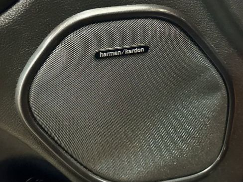 Used 2021 Dodge Durango R/T w/ Tow 'N Go Package image 20