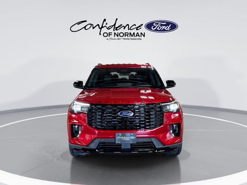 New 2026 Ford Explorer ST-Line w/ ST-Line Street Pack AWD/4WD image 2