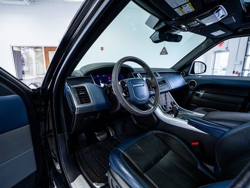 Used 2019 Land Rover Range Rover Sport HST image 40