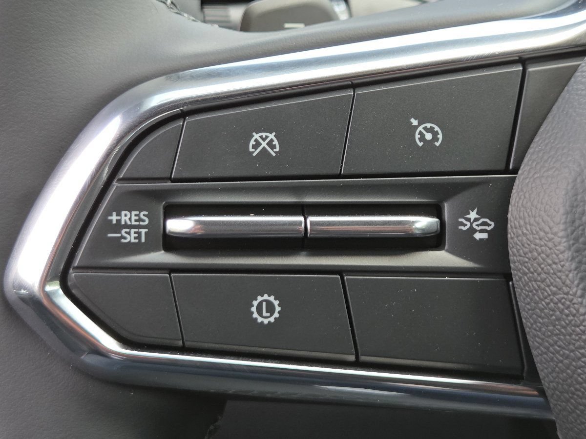 New 2027 Chevrolet Equinox LT w/ Convenience Package II FWD image 32