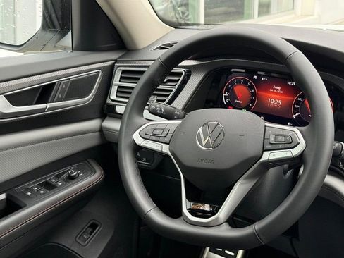 New 2026 Volkswagen Atlas Peak Edition AWD/4WD image 10