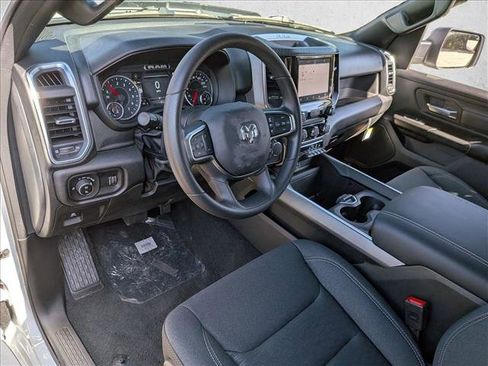 New 2026 RAM 1500 Express AWD/4WD image 3