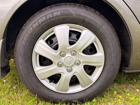 Used 2006 Toyota Camry LE FWD image 15