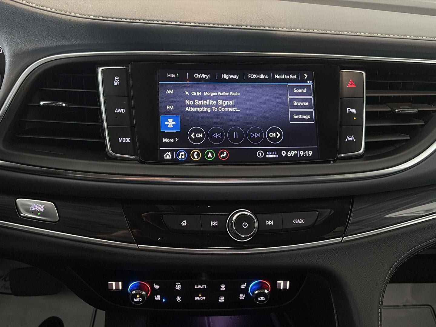 Used 2021 Buick Enclave Premium w/ Surround and Sites Package AWD/4WD image 19