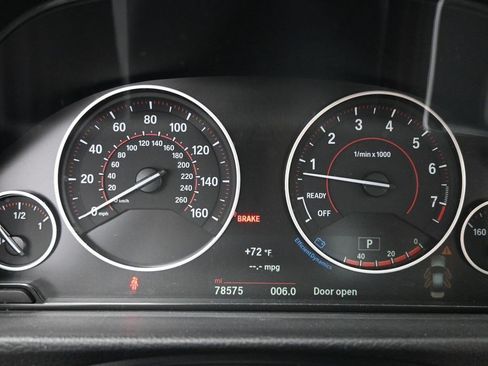 Used 2017 BMW 330i Sedan RWD image 10