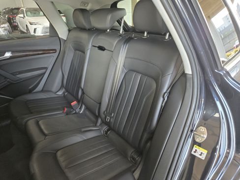 Used 2019 Audi Q5 2.0T Premium Plus w/ Premium Plus Package AWD/4WD image 25