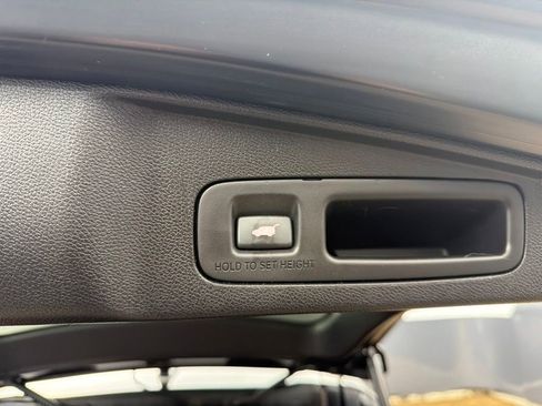 Used 2021 Honda CR-V Touring image 38