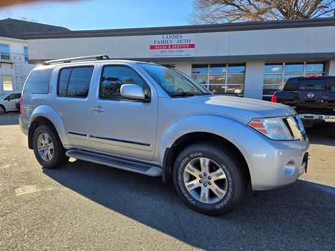 Used 2011 Nissan Pathfinder Silver image 20