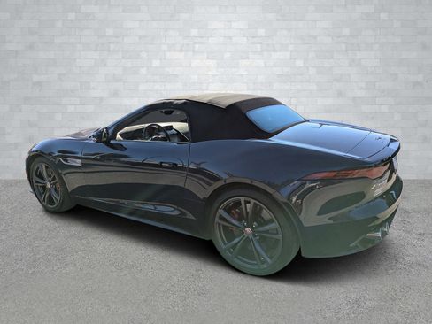 Used 2022 Jaguar F-TYPE R image 7
